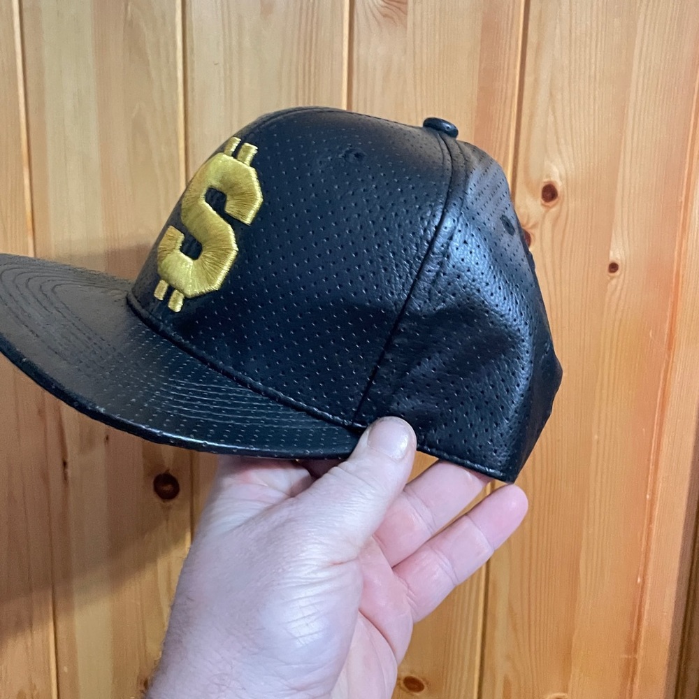 $ SnapBack - Picture 2 of 5